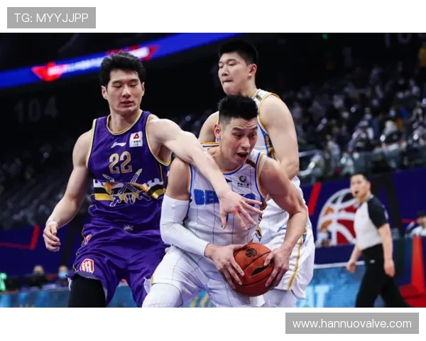 重庆足球队耐力变革引发热议助力球队重回巅峰之路